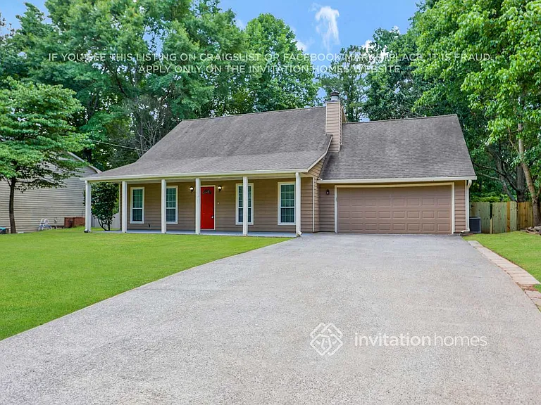 1356 Gray Rock Dr — Photo 3