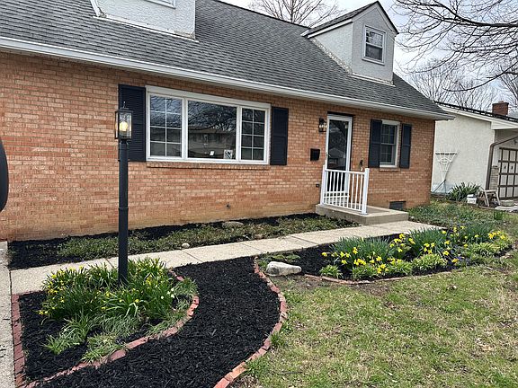 2nd image of 5481 Redwood Rd