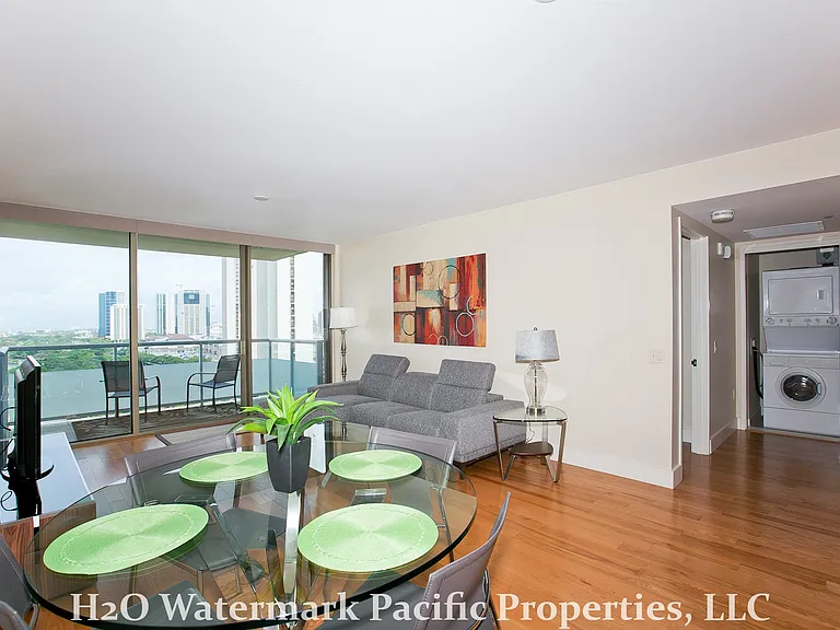 1551 Ala Wai Blvd — Photo 4