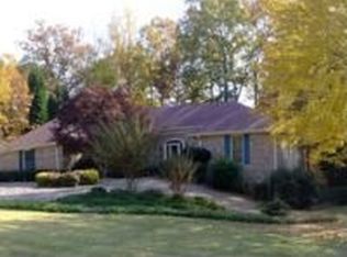 11770 Mountain Laurel Dr, Roswell, GA 30075