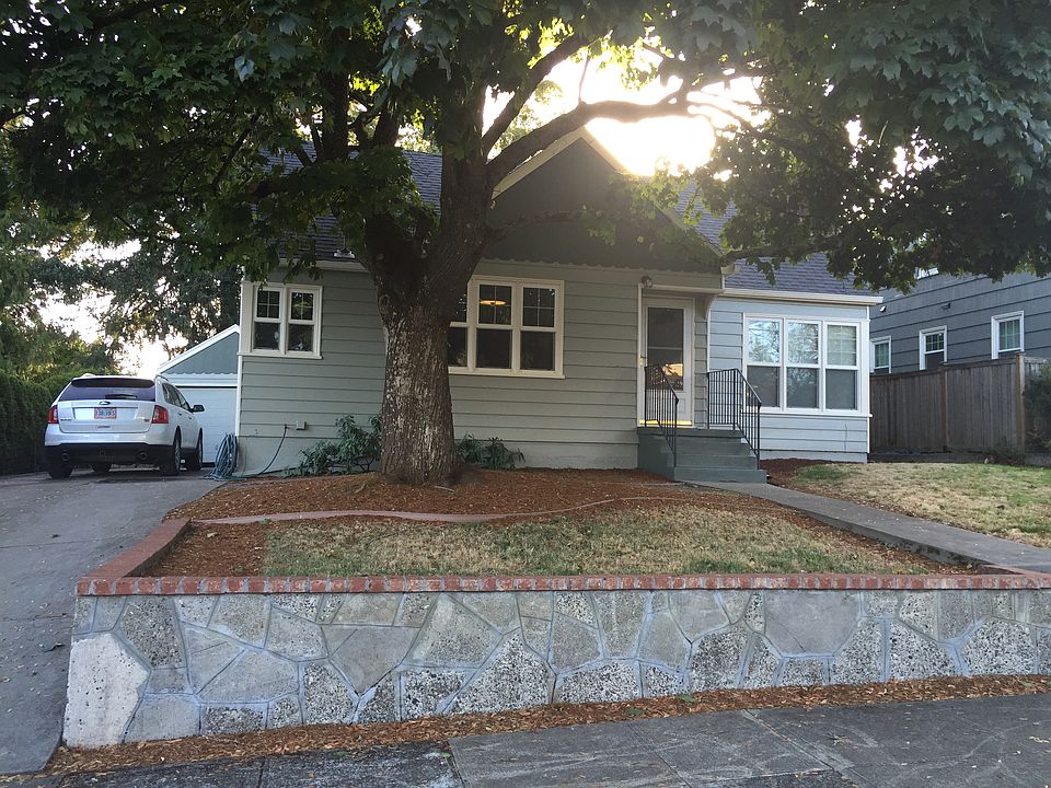 2nd image of 4316 NE 78th Ave