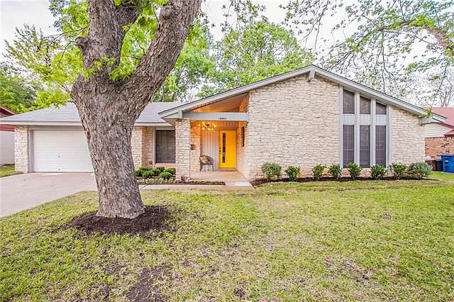 1st image of 10005 Oak Hollow Dr