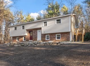 43 Gowing Rd, Hudson, NH 03051