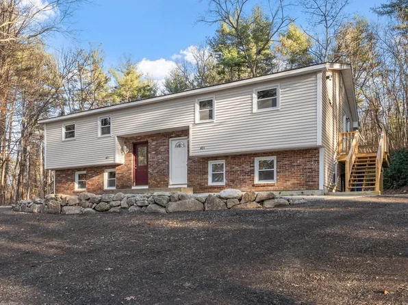 43 Gowing Rd, Hudson, NH 03051