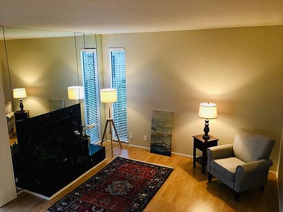 4th image of 124 Amherst Ave