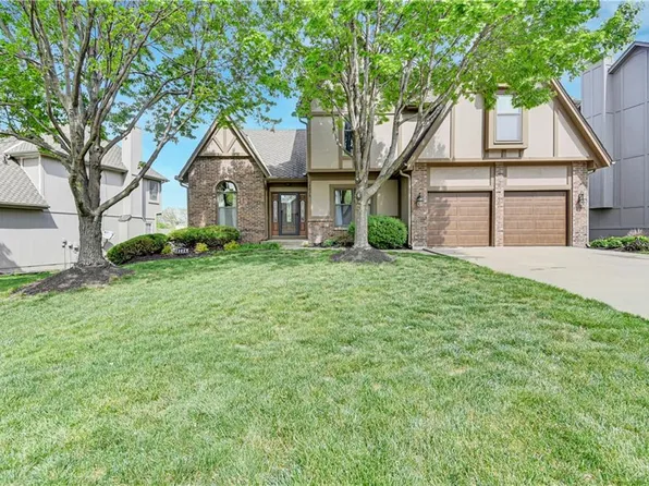 13829 Craig St, Overland Park, KS 66223