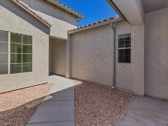 3rd image of 11822 N Renoir Way