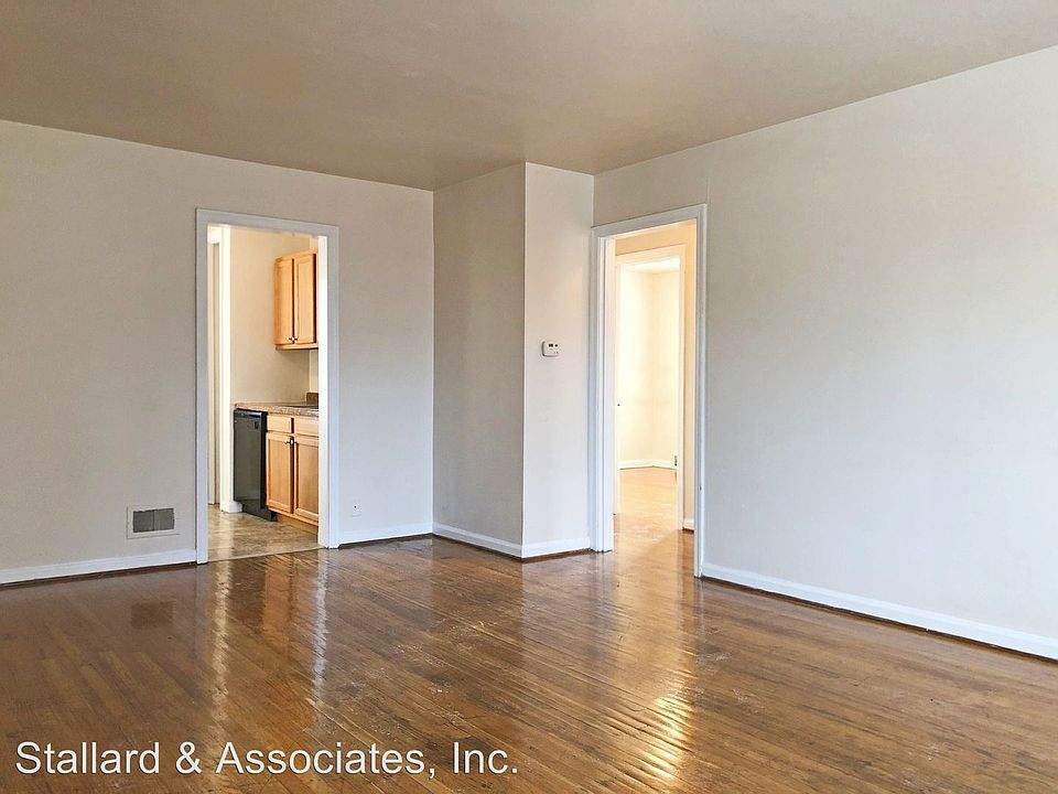1st image of 4462 Indianola Ave APT 4