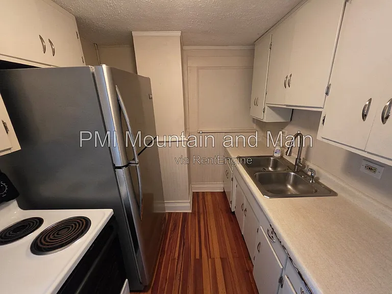 41 Westwood Pl #4 — Photo 16