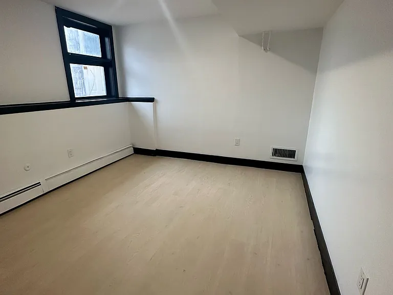 40 Felter Hill Rd — Photo 16