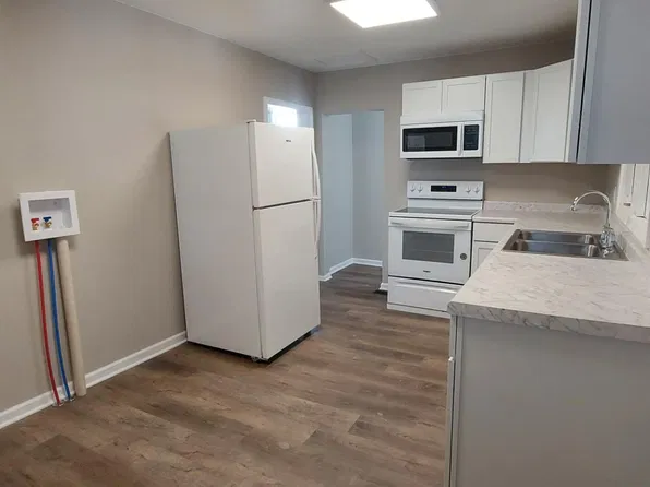 415 Drake Ave, Centerville, IA 52544