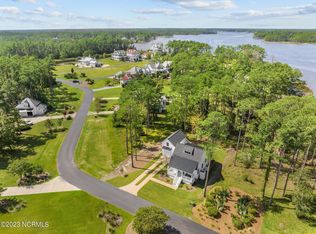 143 Oyster Point Rd, Oriental, NC 28571