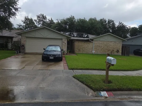 4818 Meadow Vale Cir, Corpus Christi, TX 78413