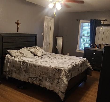 5th image of 1902 Neumann Dr