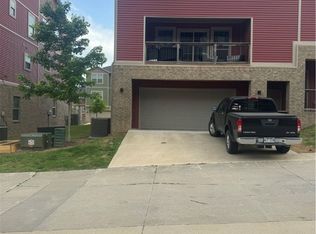 2811 Lakewood Dr, Fayetteville, AR 72704