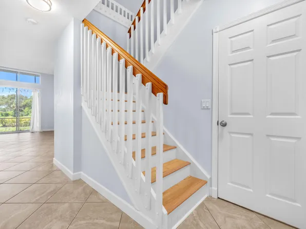 10125 N Military Trail, Palm Beach Gardens, FL 33410