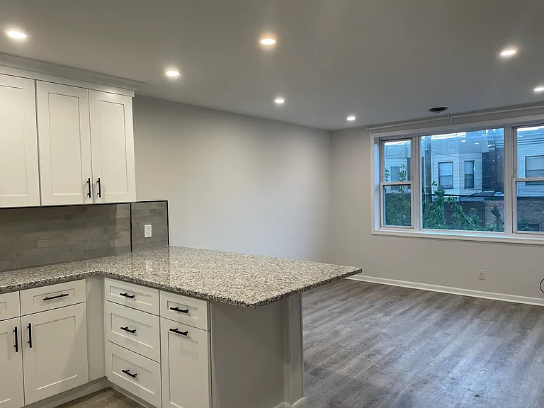 1639 Porter St #2 — Photo 3