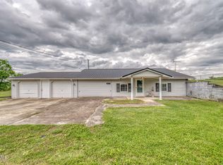 875 Maupin Rd, Chuckey, TN 37641