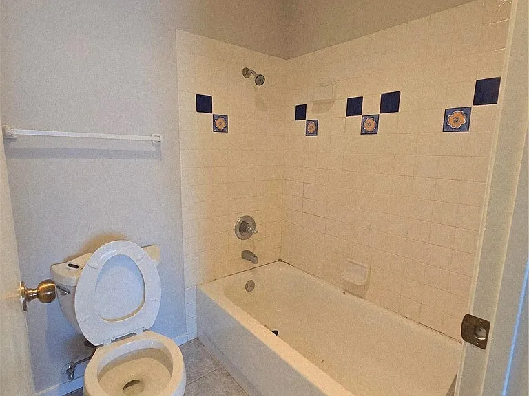 4842 Nara Vista Way #204 — Photo 9