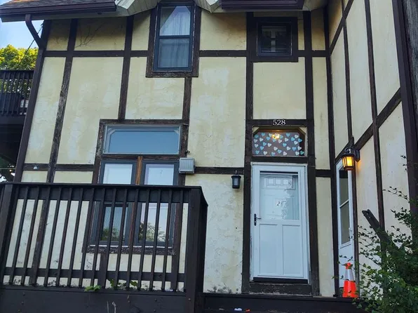 SW 528 W 6th St, 528 W 6th St APT 1, Davenport, IA 52803