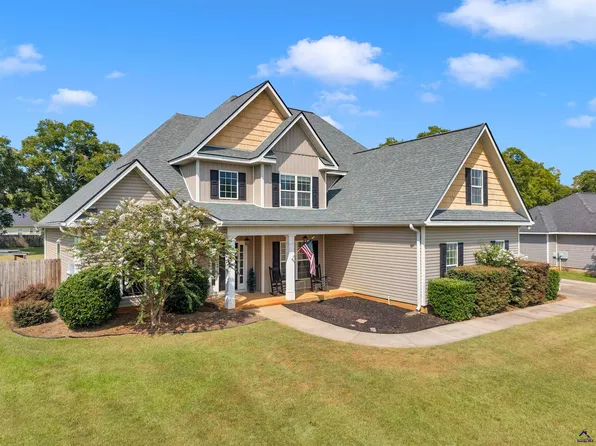 125 Pond Dr, Kathleen, GA 31047