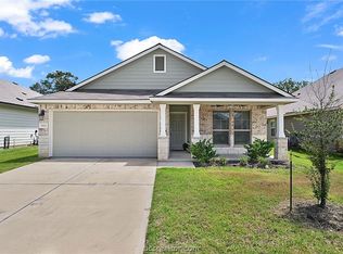 1972 Cartwright St, Bryan, TX 77807