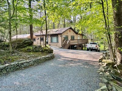 1078 Harmony Dr, Lake Ariel, PA, 18436