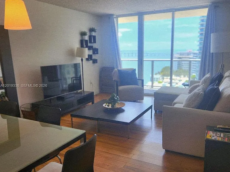 1155 Brickell Bay Dr #1807 — Photo 2