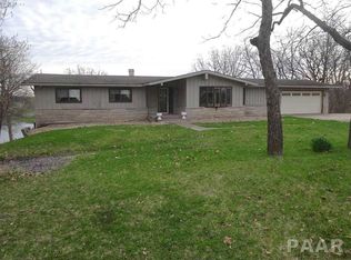 154 Forest View Rd, Dahinda, IL 61428