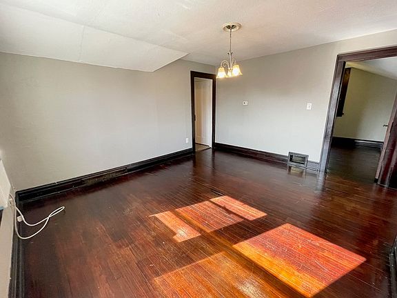 4th image of 603 Mill St APT B