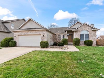 205 Winter Park Dr, Chatham, IL, 62629