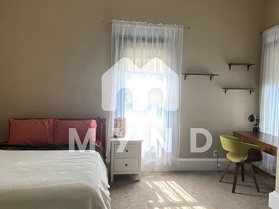 4th image of 2219 O St APT B