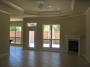 3rd image of 2517 Post Oak Dr