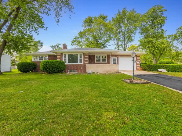 2270 177th St, Lansing, IL 60438