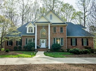 527 Grand Oak Dr, Hillsborough, NC 27278