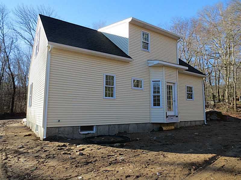 2nd image of 505 Mail Rd
