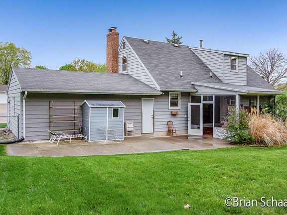 4th image of 3100 Brockwood Dr NE