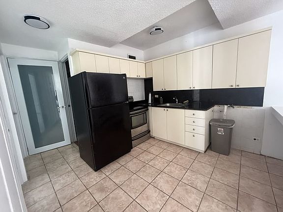 4th image of Cond Borinquen Towers #1-apt 1302