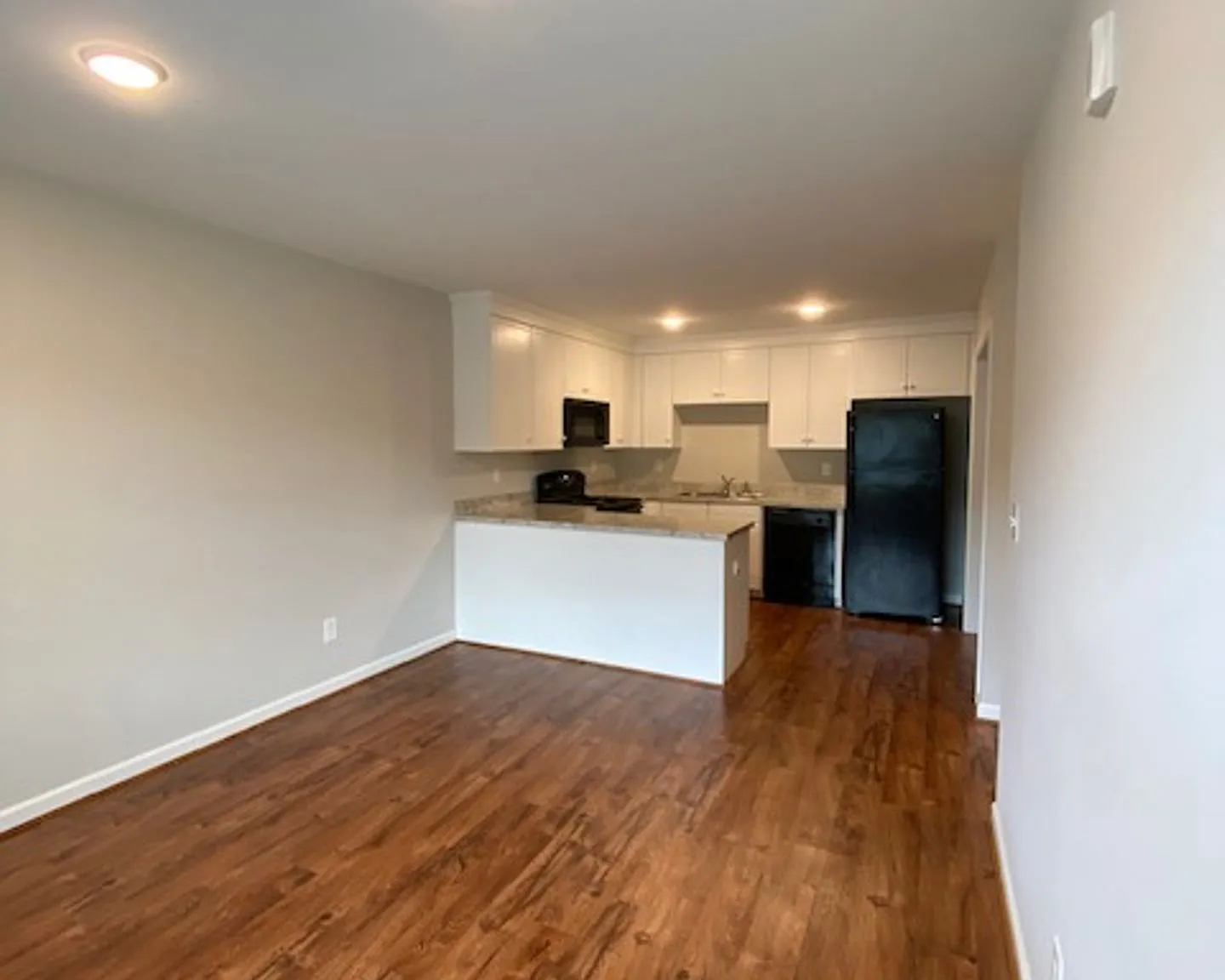 Willow Run Apartments - Bldg. A — Photo 1