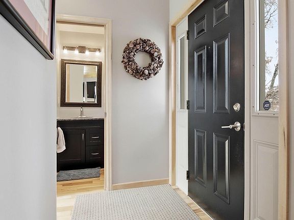3rd image of 4370 Deerpath Trl