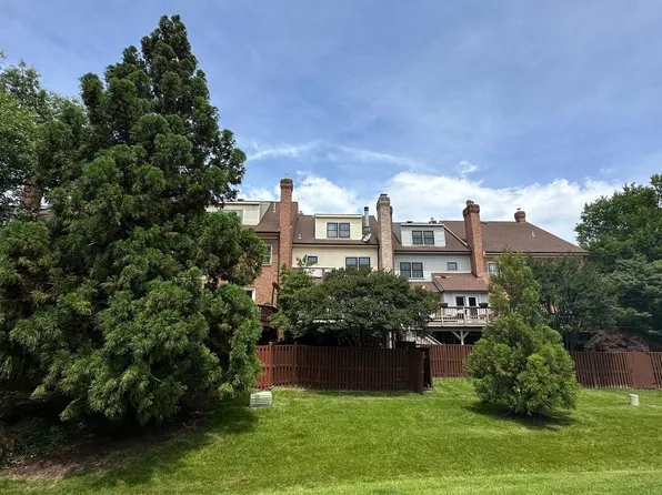 6313 Manchester Way, Alexandria, VA 22304