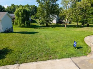 E Wildwood Dr, Parkersburg, WV 26101