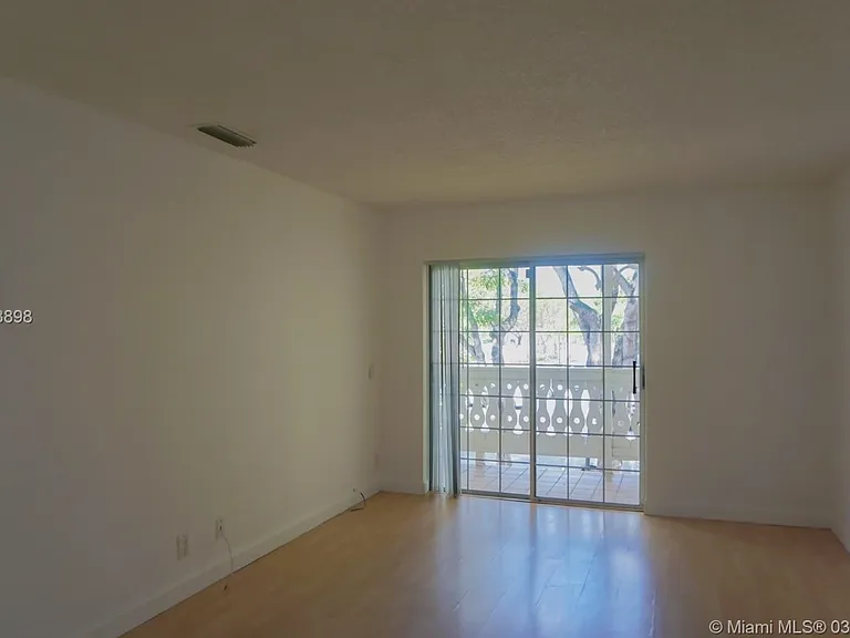 10421 Mahogany Key Cir #325 — Photo 13