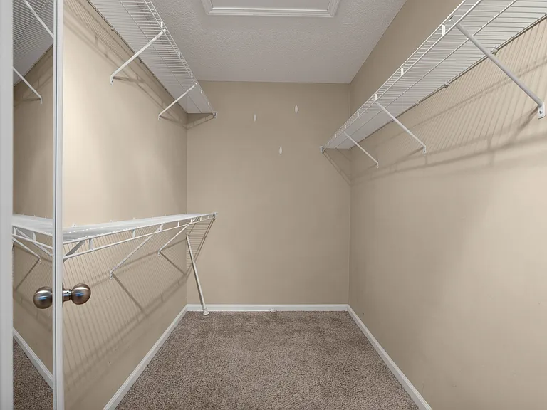 1403 Oxnop Ct — Photo 13