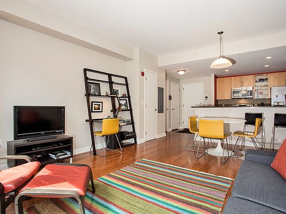 5th image of 149 Essex St APT 4N
