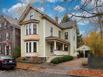 10 Hathorne St, Salem, MA, 01970