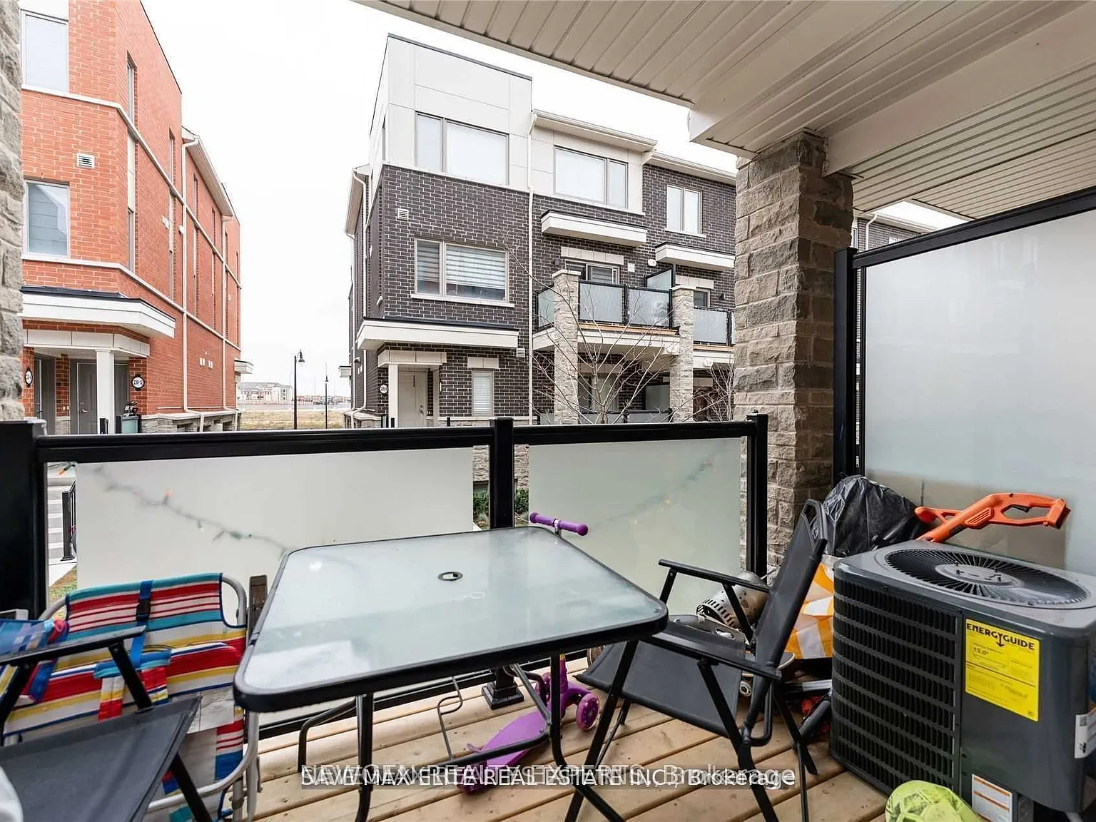2 bed, $2,400 — Photo 3