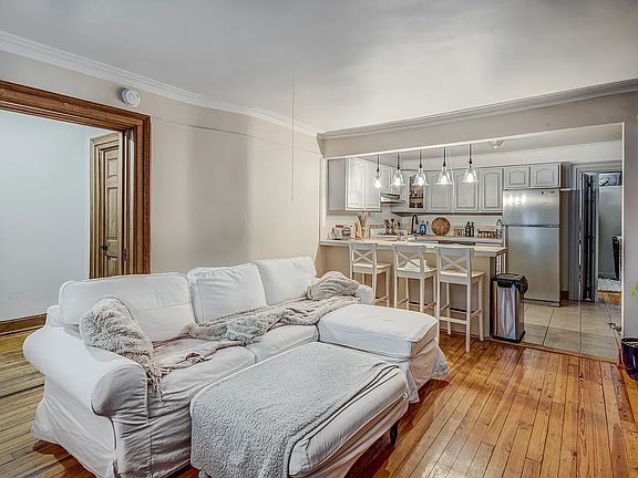 3rd image of 517 2nd St #1