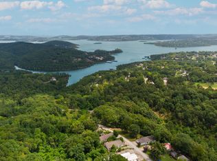 127 Stonemont Rd, Blue Eye, MO 65611