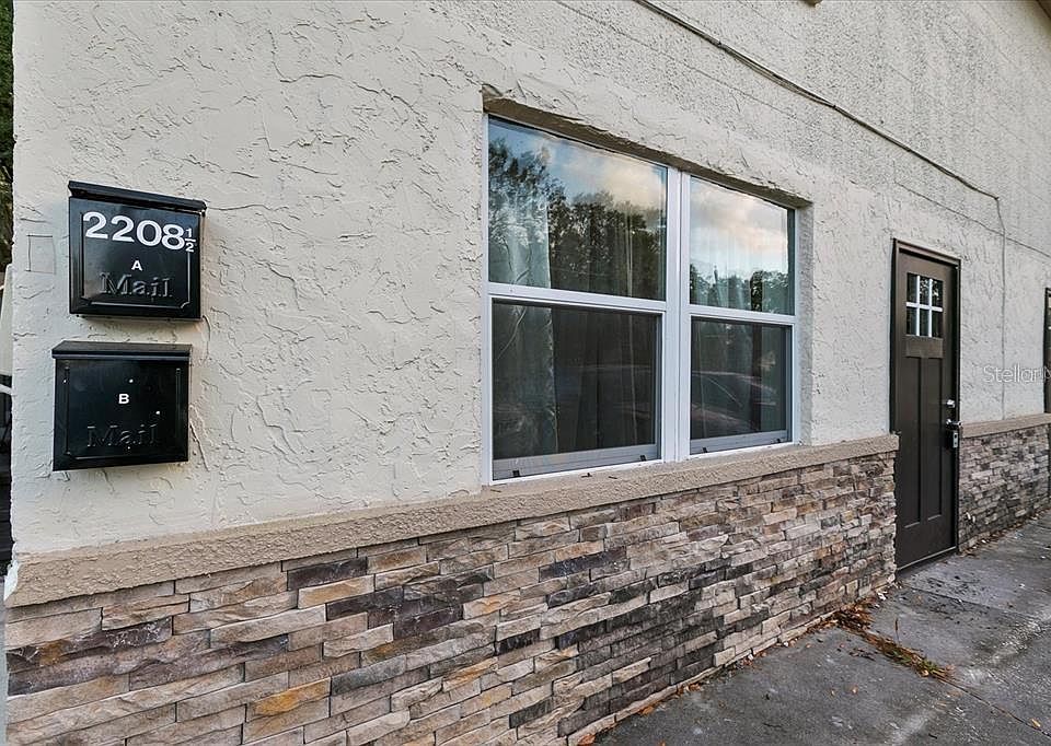 1st image of 2208 North Blvd